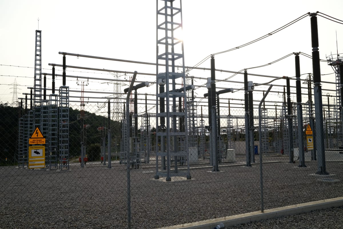 Electrical infrastructure supporting a commercial energy storage system in Milton Keynes